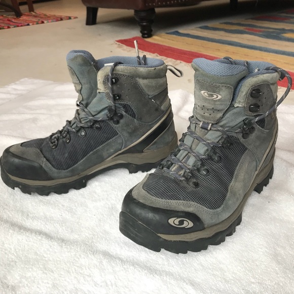 salomon high top shoes